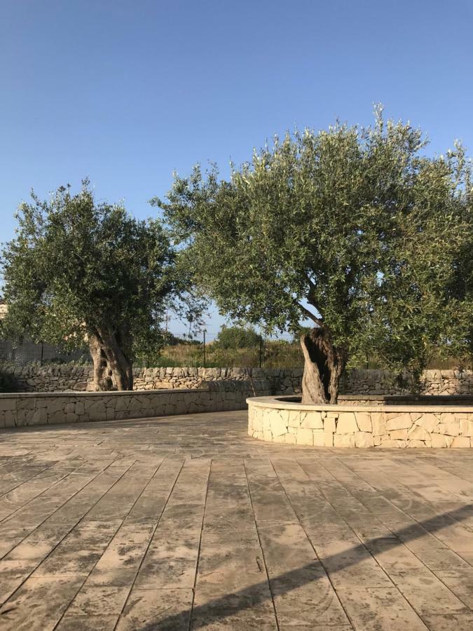 Ville Vendicari al mare Reitani Esterno foto